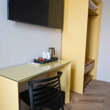 Terrazza Giuliana Hotel Rome Exterior photo